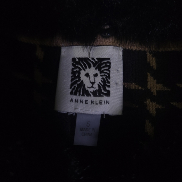 Anne Klein Faux Fur Collar Knit Button Down Duster Size Small Black Tan Plaid - Picture 3 of 8